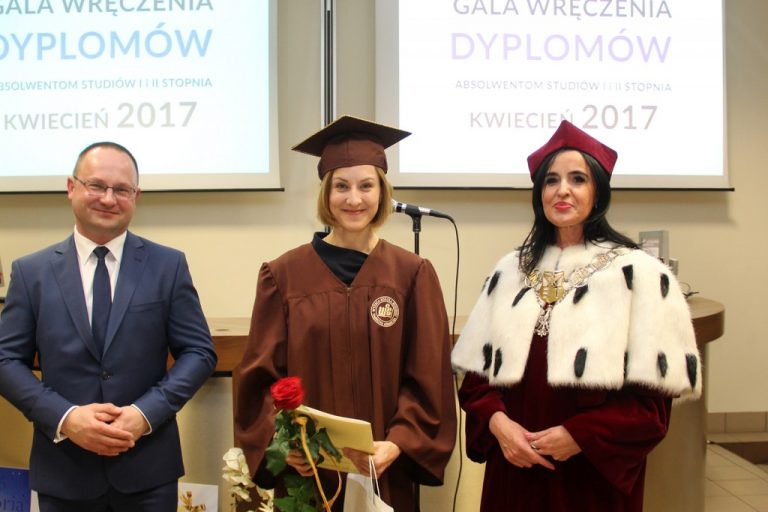 Gala wręczenie dyplomów w Wyższej Szkole Biznesu w Dąbrowie Górniczej z MENNICA Finance S.A